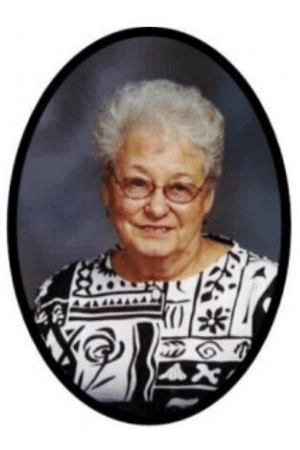 Photo of Charlotte Kinney